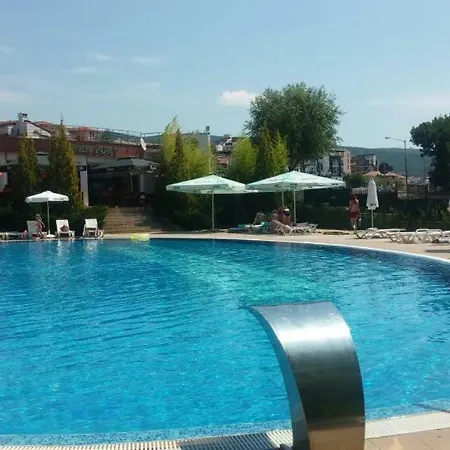 Private One-bedroom In Green Fort * Слънчев бряг